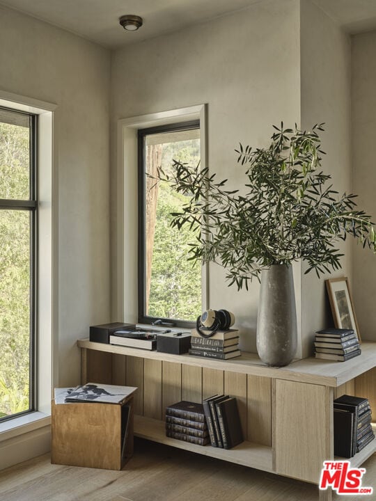 Building Photo - 10420 Lisbon Ln