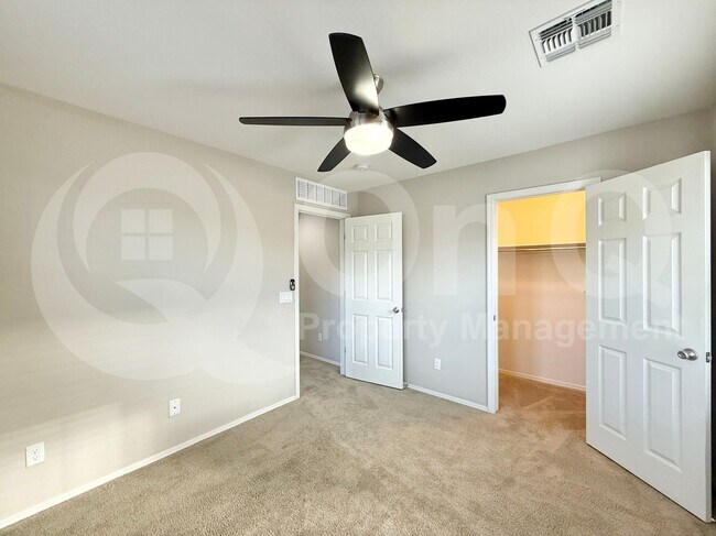 Building Photo - 270 N Scott Dr