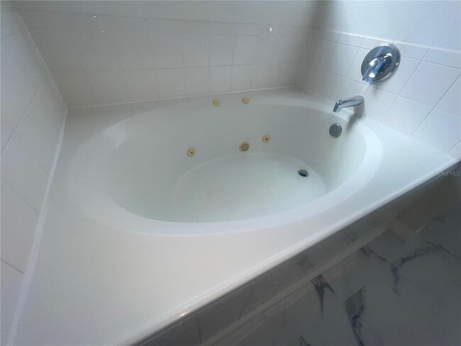 Building Photo - 24 Sawfish Ct