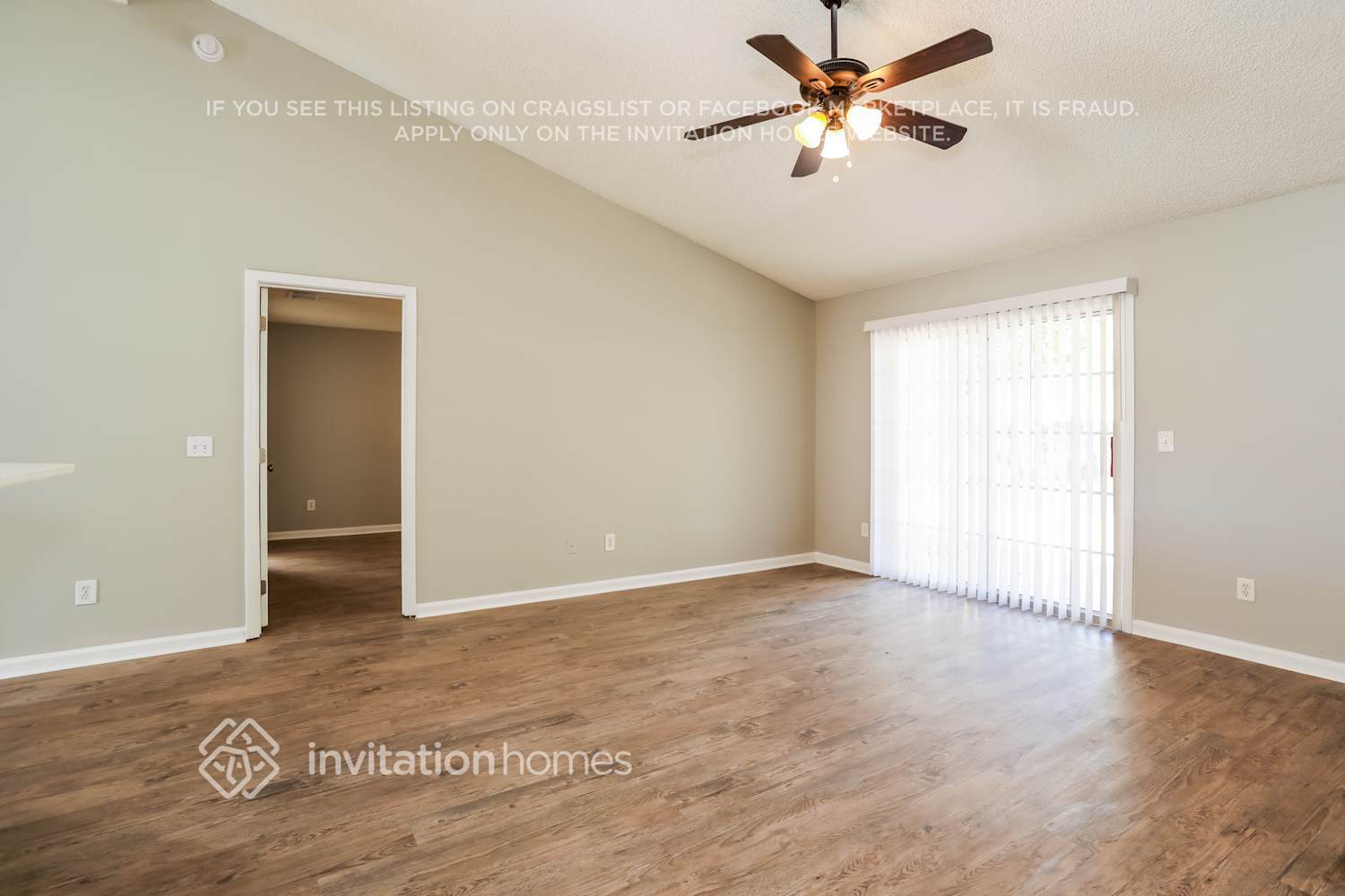 Building Photo - 1736 Northglen Cir