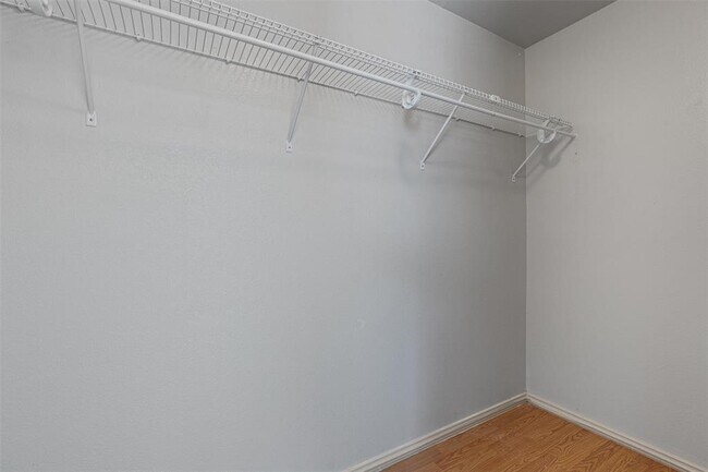 Building Photo - 14813 Falling Stone Ln