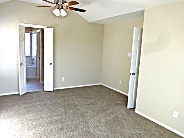 Building Photo - 4807 Chase Court Dr
