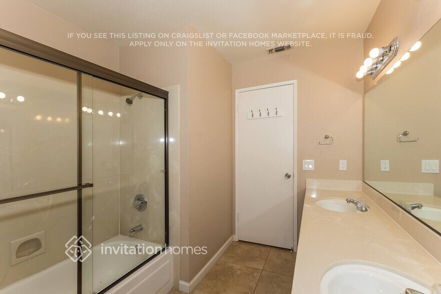 Building Photo - 1759 Vista Creek Dr