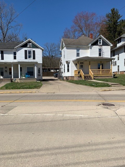 Building Photo - 246 E State St