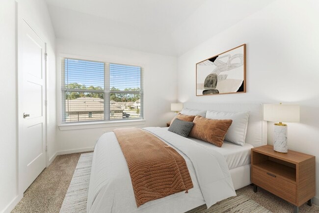 Building Photo - 13340 Bear Creek Ct