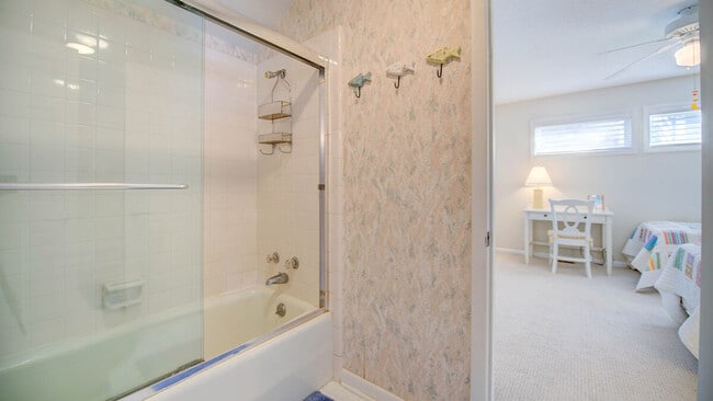 Building Photo - 94 Whiting Ln