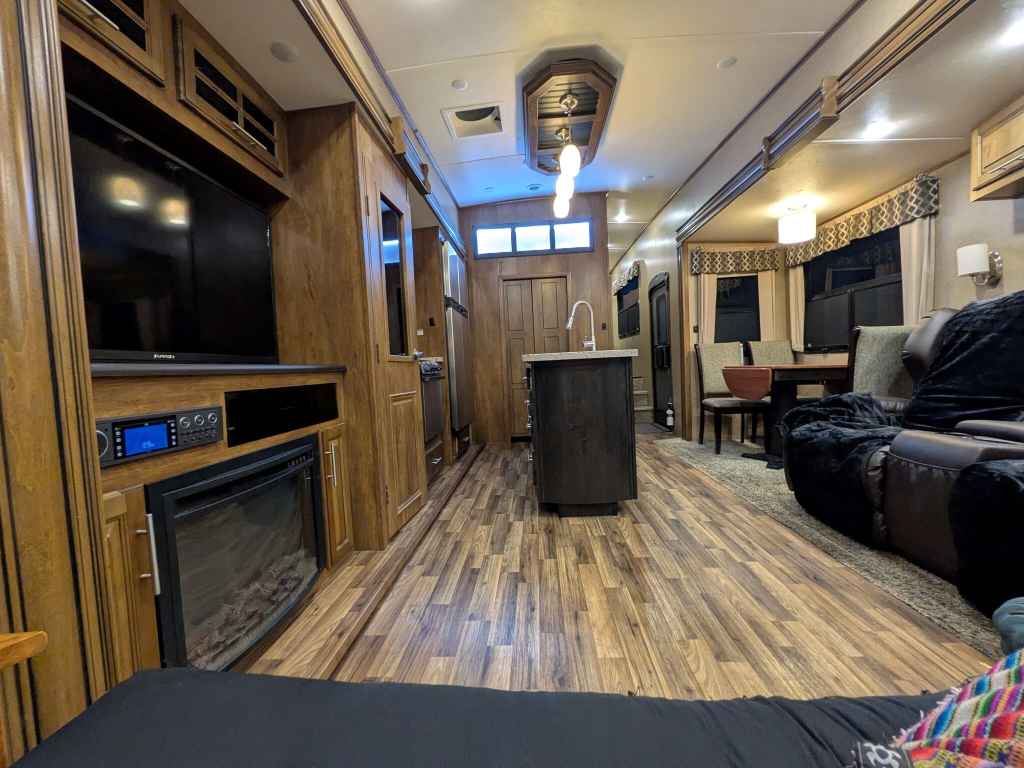 Building Photo - 1054 Cross Springs Ct