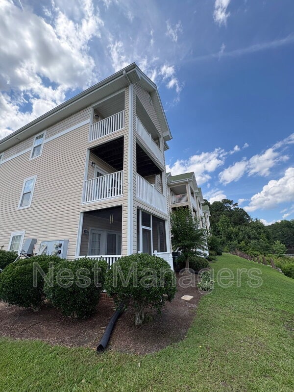 Building Photo - 3330 Harbour Pointe Pl