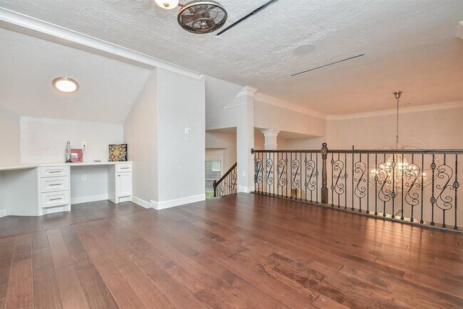 Building Photo - 4526 Lakeside Meadow Dr