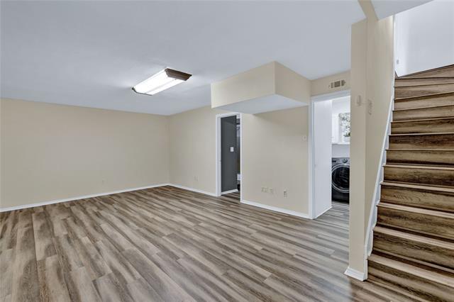 Building Photo - 2640 Custer Pkwy