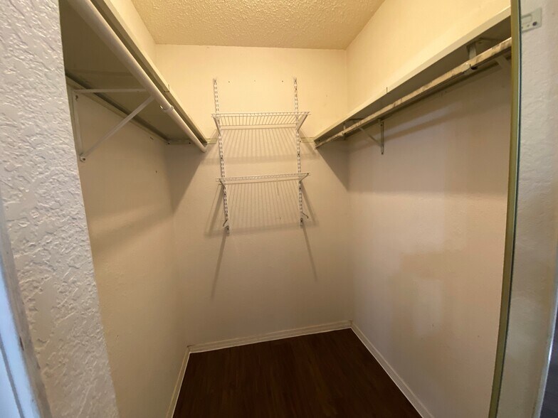 Primary Closet - 3713 Glover Dr