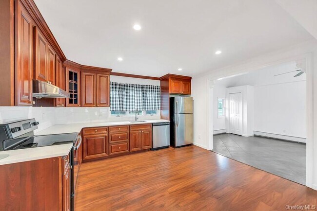 Building Photo - 7 Cinder Ln