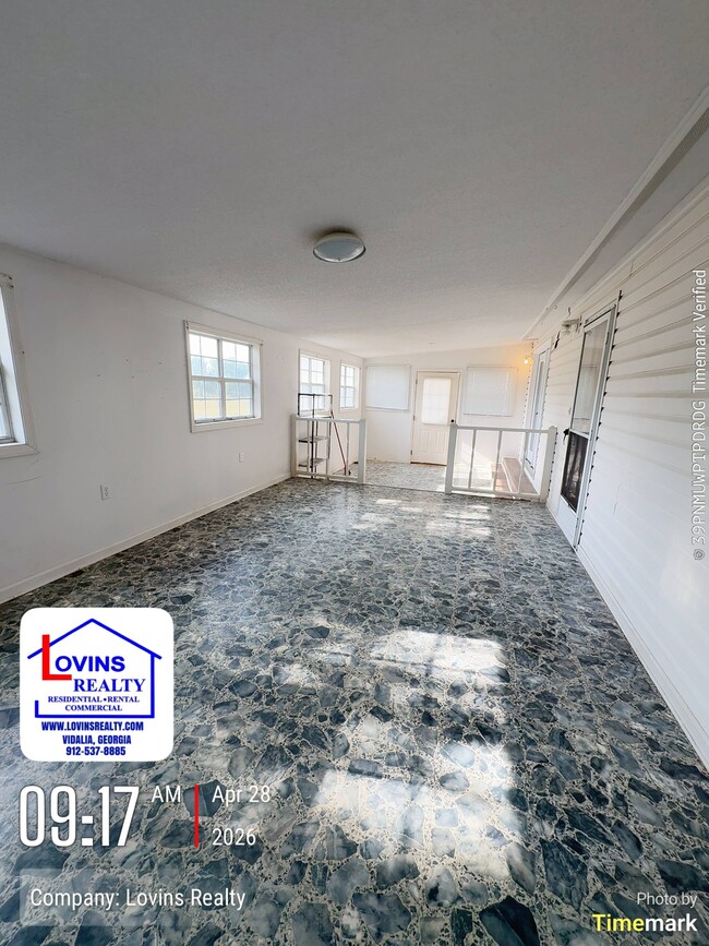 Building Photo - 2684 US-221