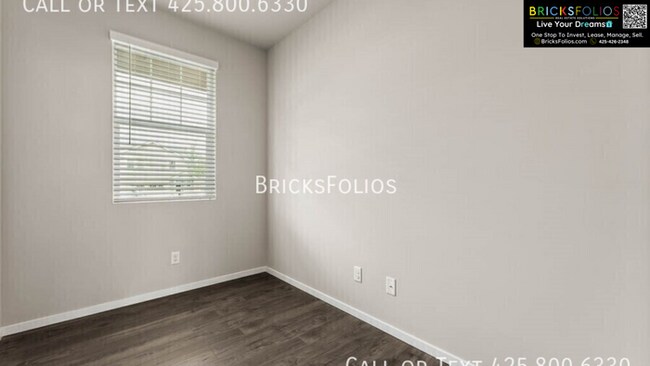 Building Photo - Welcome home to The Berkshire in the heart of Port Orchard