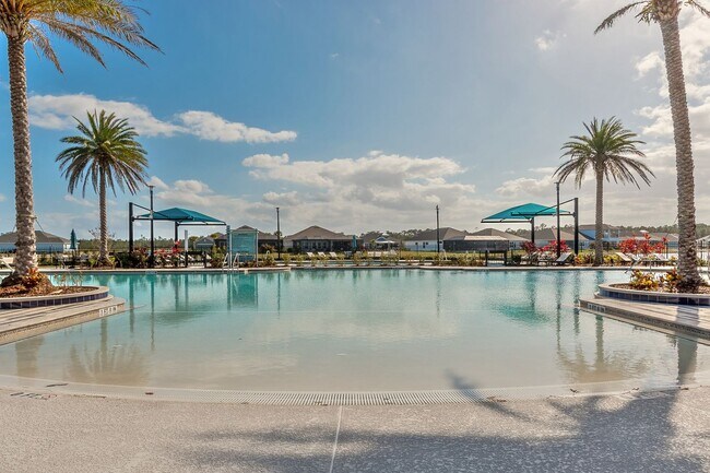 Building Photo - Like new home in Mosaic subdivision. 3 car garage