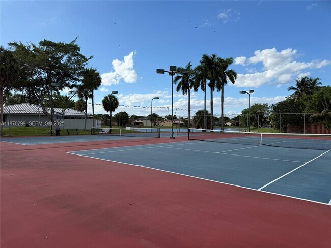 Building Photo - 17230 NW 60th Ct