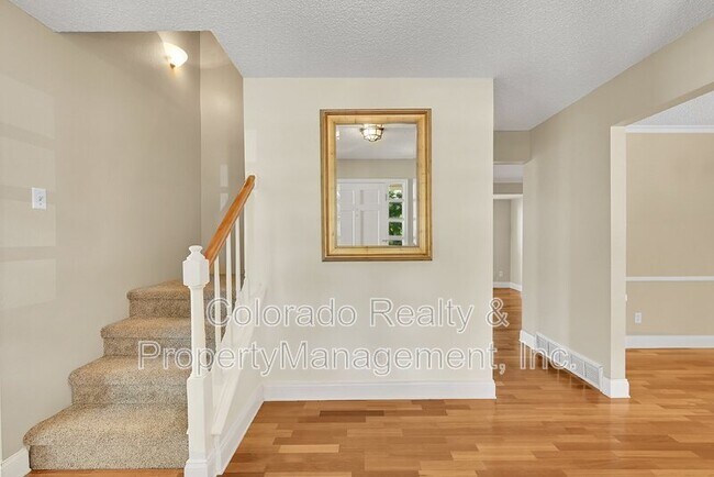 Building Photo - 2430 S Eagle Way