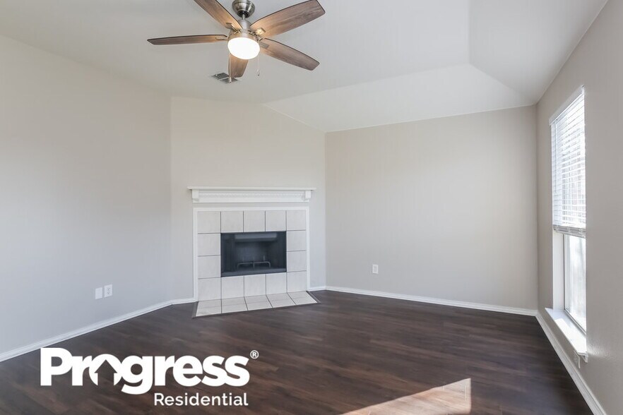 Building Photo - 1016 Winding Creek Dr