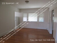 Building Photo - 232 Newport-#C