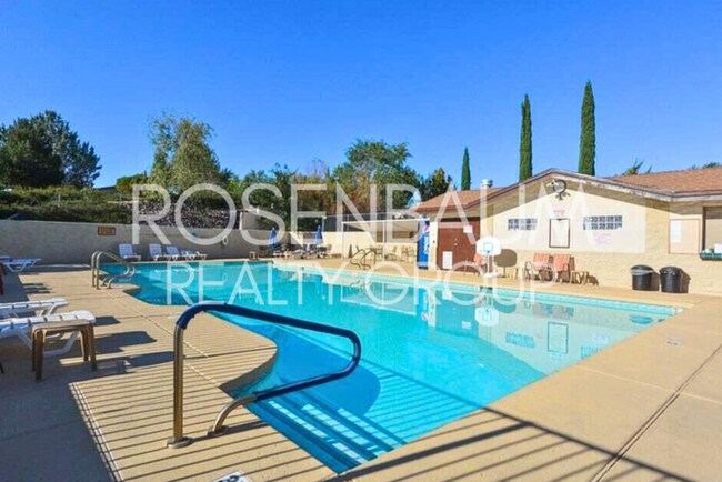 Building Photo - 11900 E Powderhorn Pass