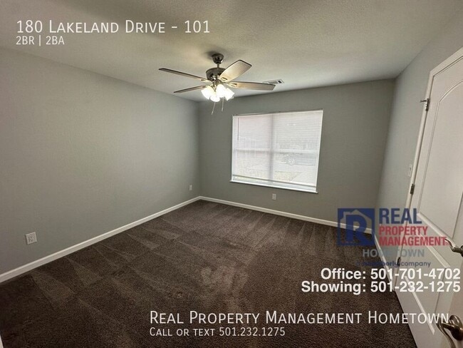 Building Photo - 180 Lakeland Dr