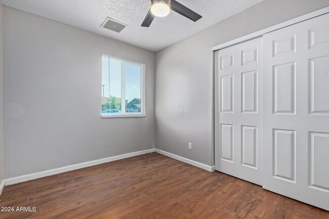 Building Photo - 6134 W Mulberry Dr