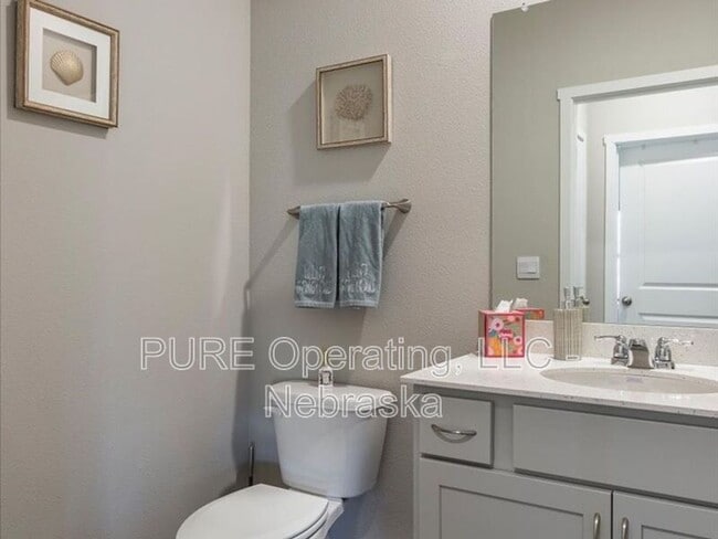Building Photo - 6420 Kyla Dr