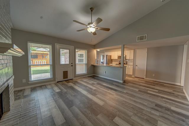 Building Photo - 2829 Windsor Dr