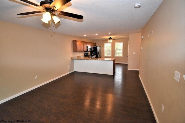 Building Photo - 425 Marlowe Cir