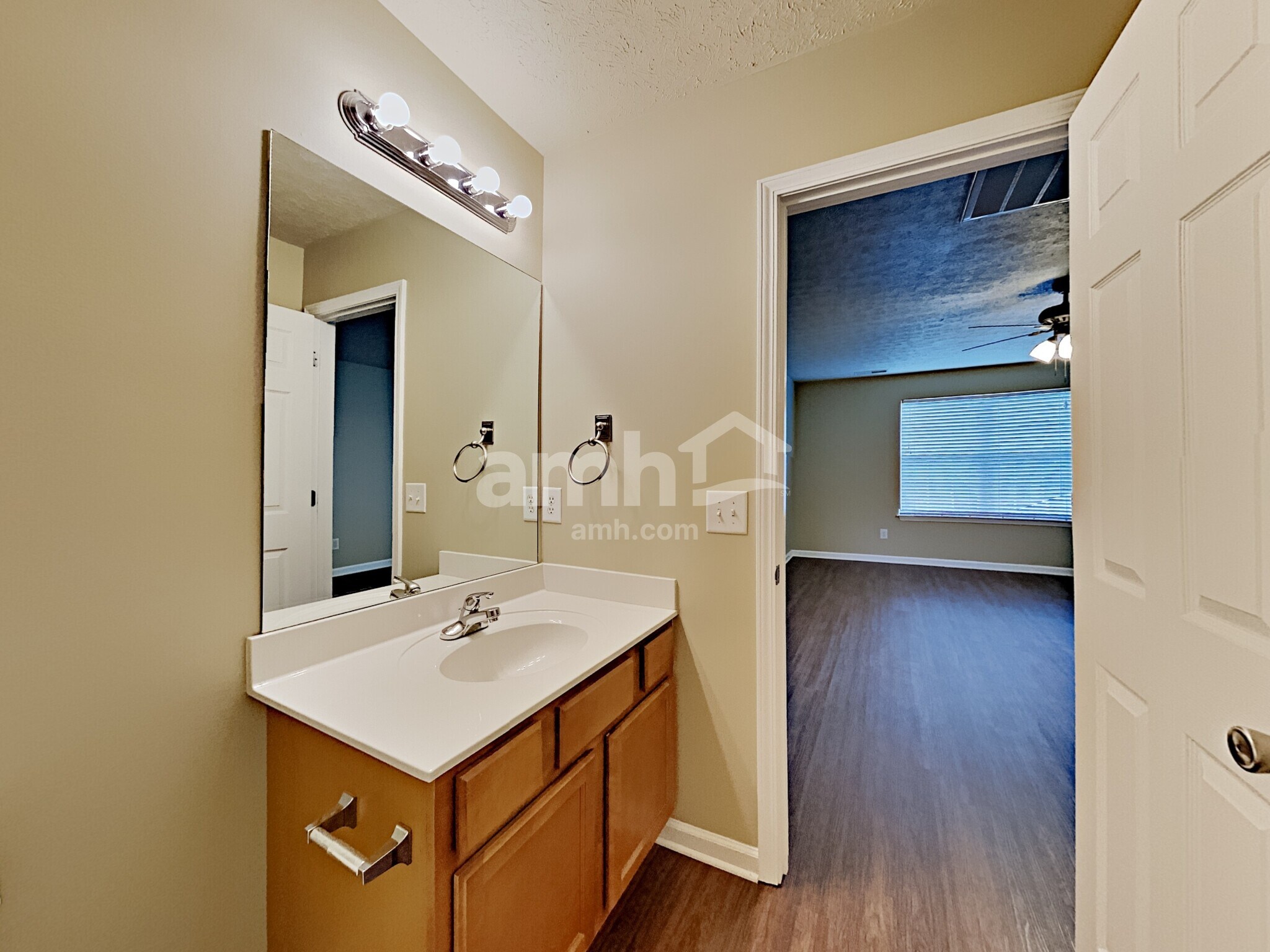 Building Photo - 128 McKain Xing