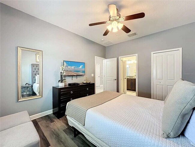 Building Photo - 9048 Sand Trap Dr