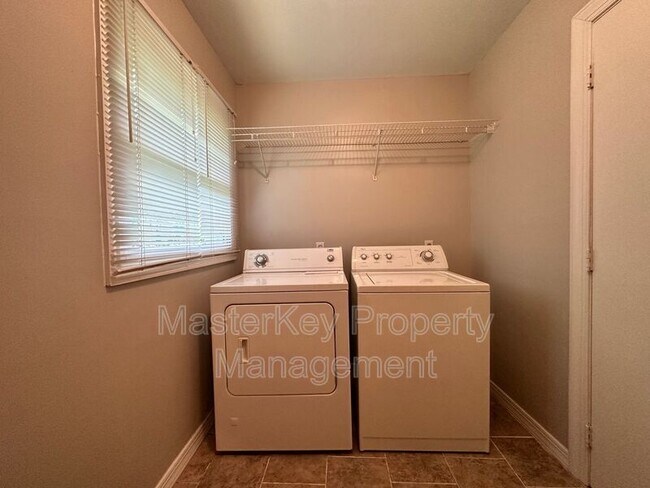 Building Photo - 4017 Grimstead Ln