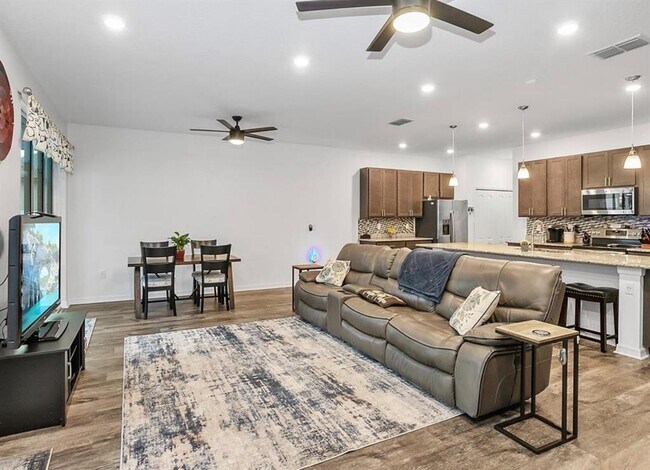 Building Photo - 12444 Brick Cobblestone Dr