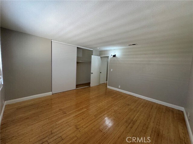 Building Photo - 4037 S Ellesford Ave