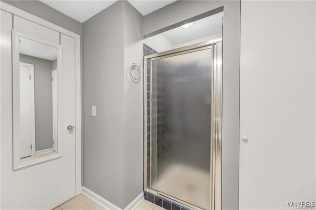 Building Photo - 32 Bernhardt Dr