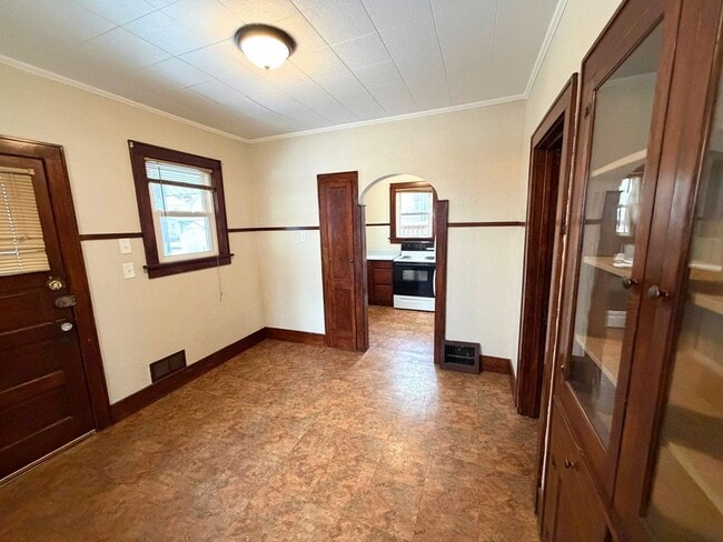 Building Photo - Single Family Home on Marland Heights for Rent