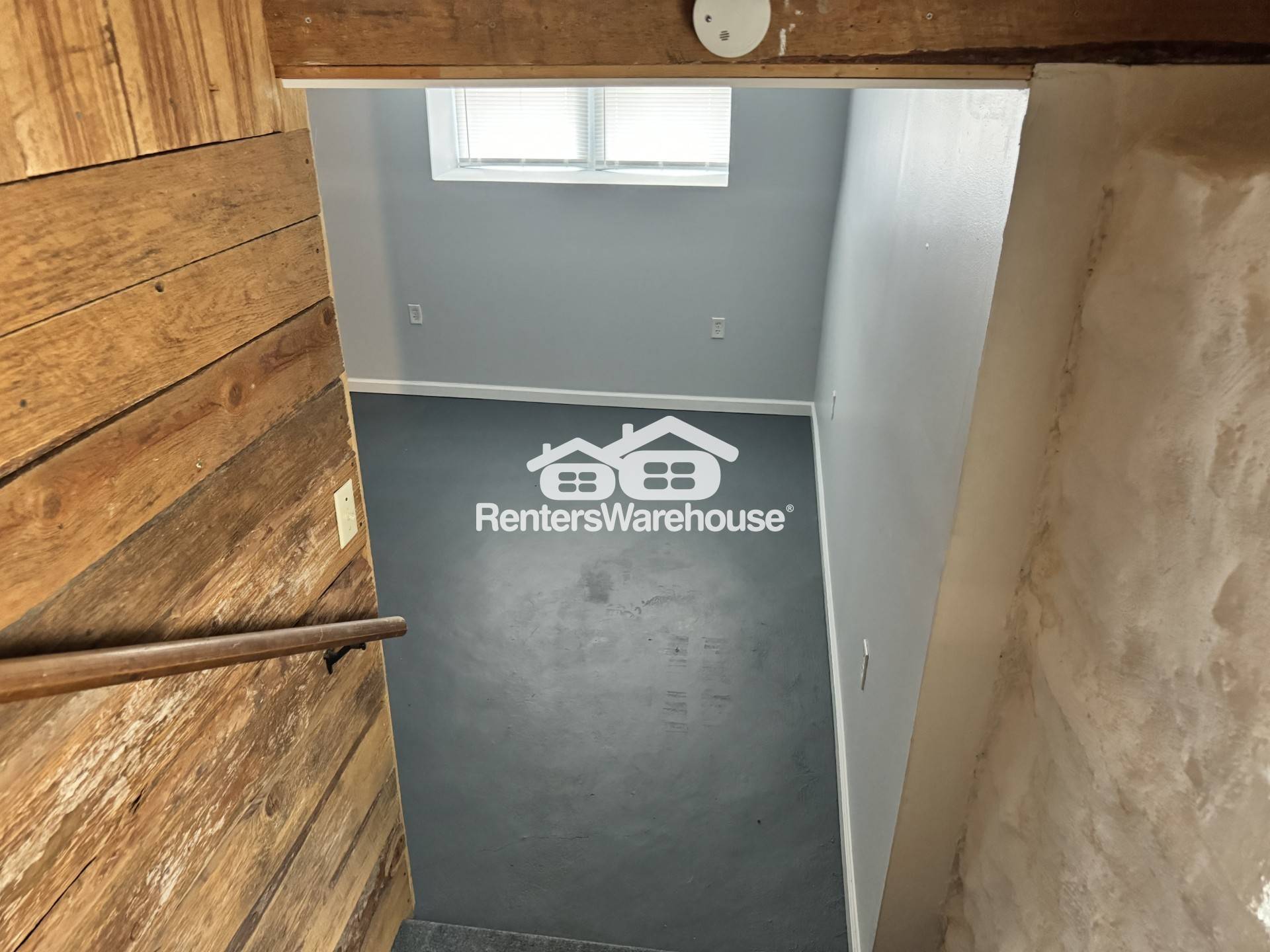 Building Photo - 227 E Marceau St