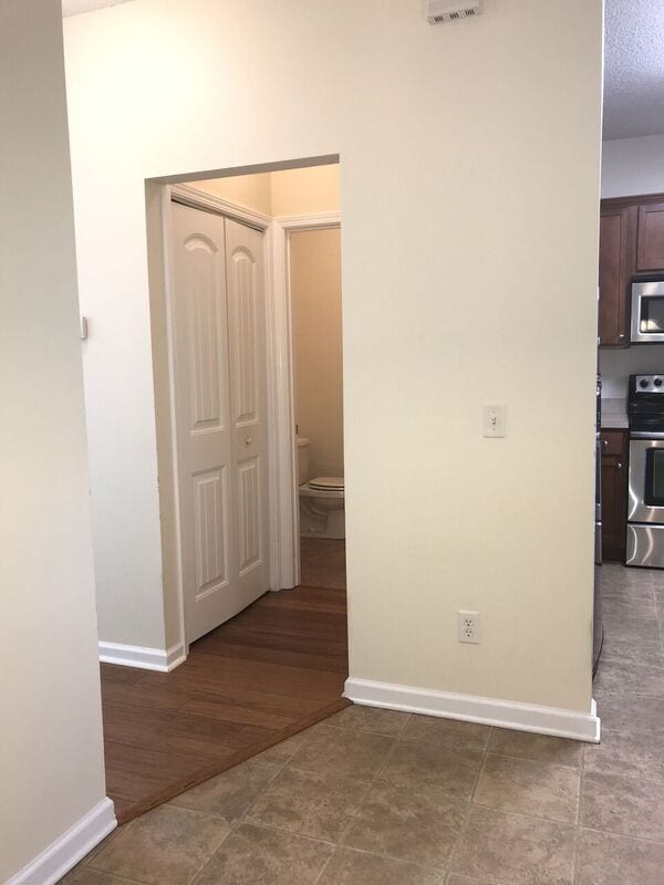 Building Photo - 368 Laurel Oak Ln