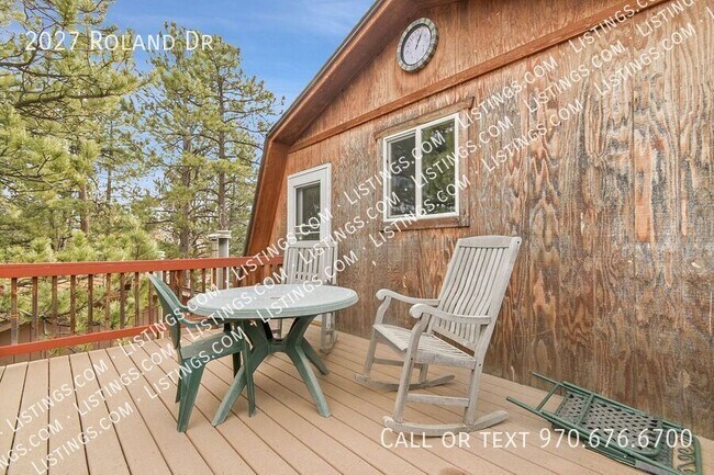 Building Photo - 2027 Roland Dr