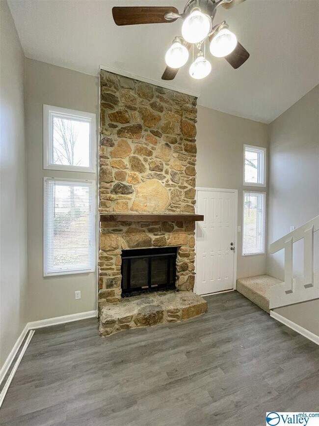 Building Photo - 1103 Old Monrovia Rd