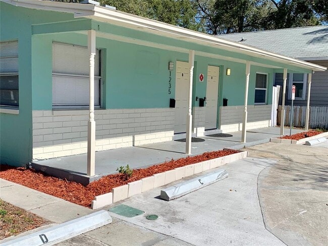 Building Photo - 1235 22nd Ave S