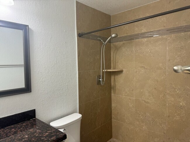 Building Photo - Mesa Tempe border 2 bedroom rental