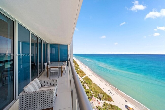 Building Photo - 6899 Collins Ave