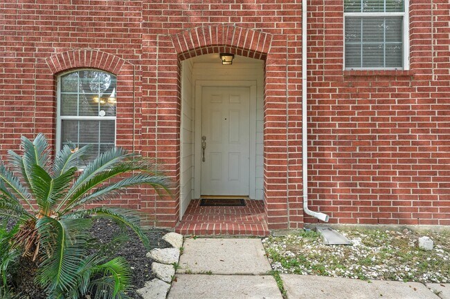 Building Photo - 17142 Kiowa River Ln