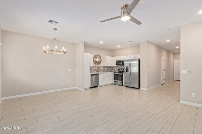Building Photo - 2134 W Harmont Dr