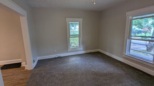 Building Photo - Newly renovated two-bedroom, one-bath home in Canton