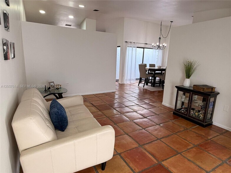 Building Photo - 6641 NW 174th Ter