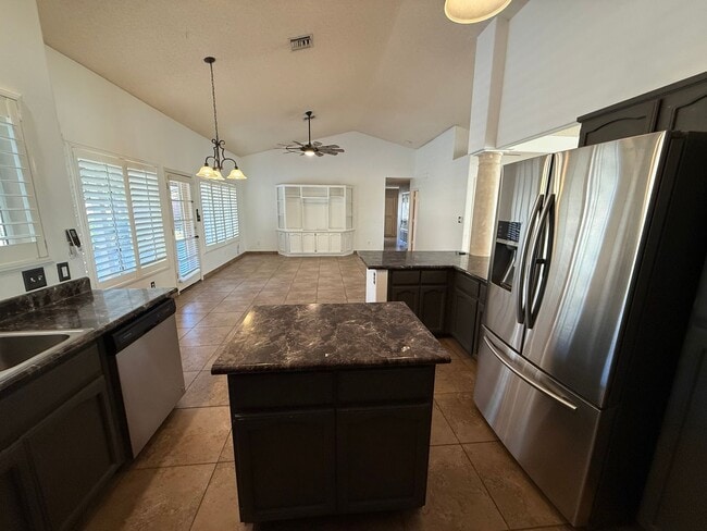 Building Photo - 4 Bedroom Pool Home in Rancho Sereno for Rent!