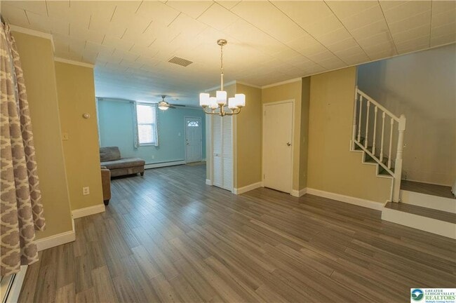 Building Photo - 343 Broad St