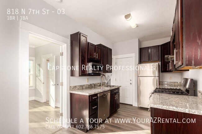 Primary Photo - 818 N 7th St